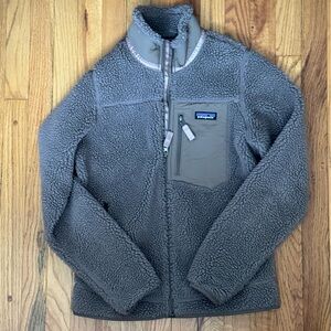 Dusty Rose Limited Edition color: Patagonia Women’s Fleece Zip Up
Small 
NWOT